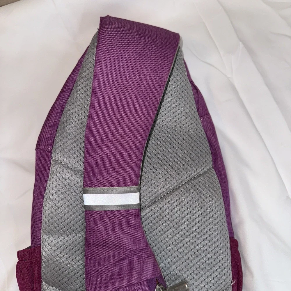 Nevo Rhino Sling Crossbody Bag Back Pack Backpack New W/O Tags Purple or Pink